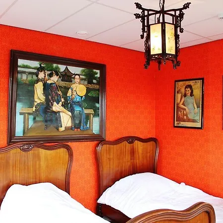 Hostelle Hostel *