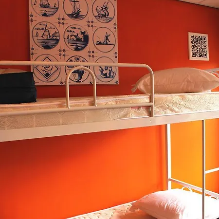 Hostelle *