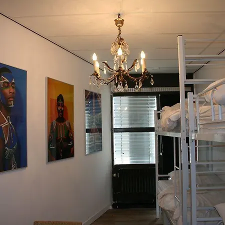 Hostelle *