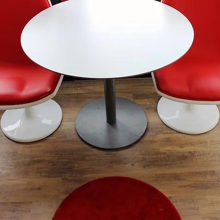 Hostelle Hostel *